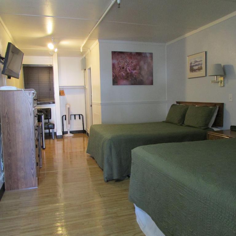 אנקורג' Creekwood Inn מראה חיצוני תמונה