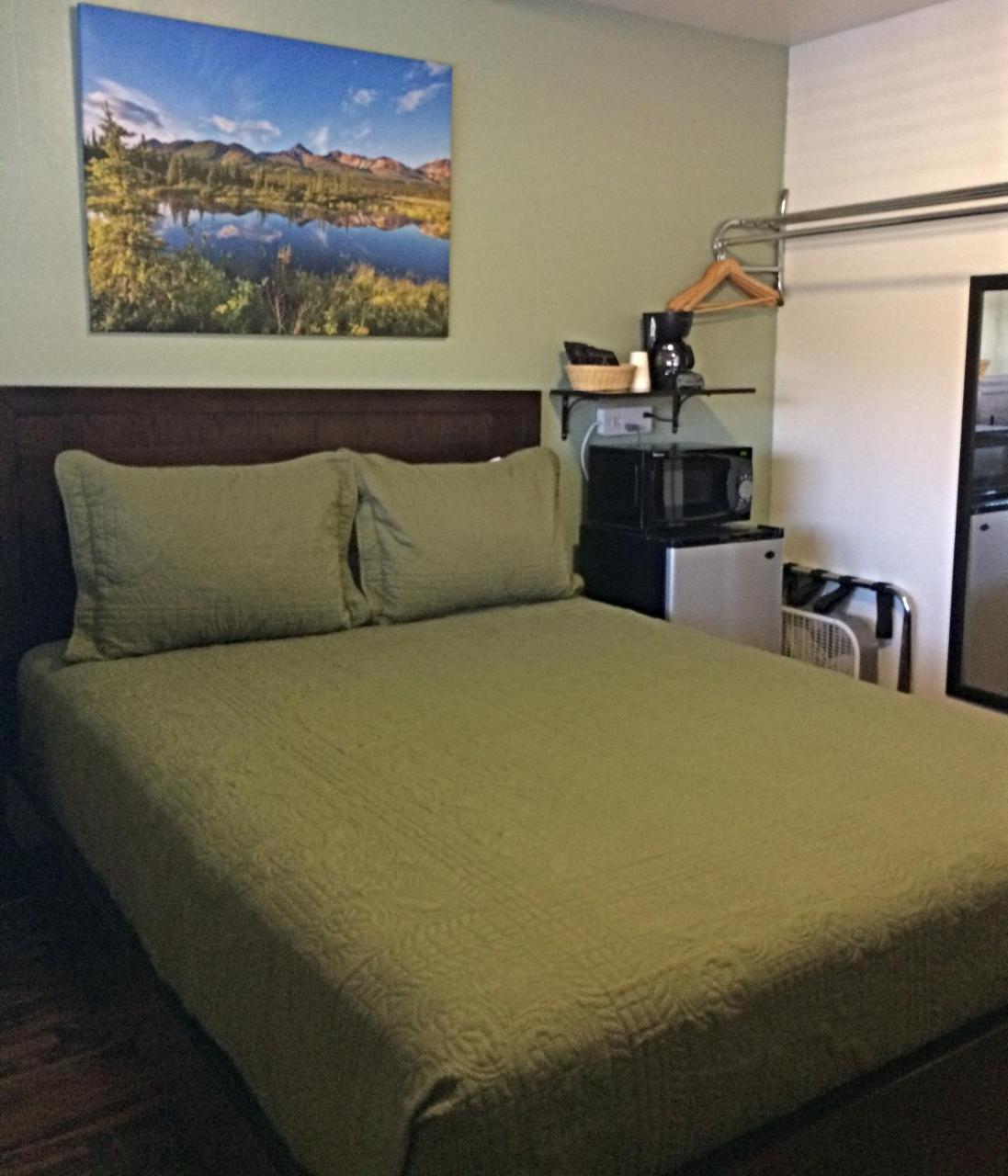 אנקורג' Creekwood Inn מראה חיצוני תמונה